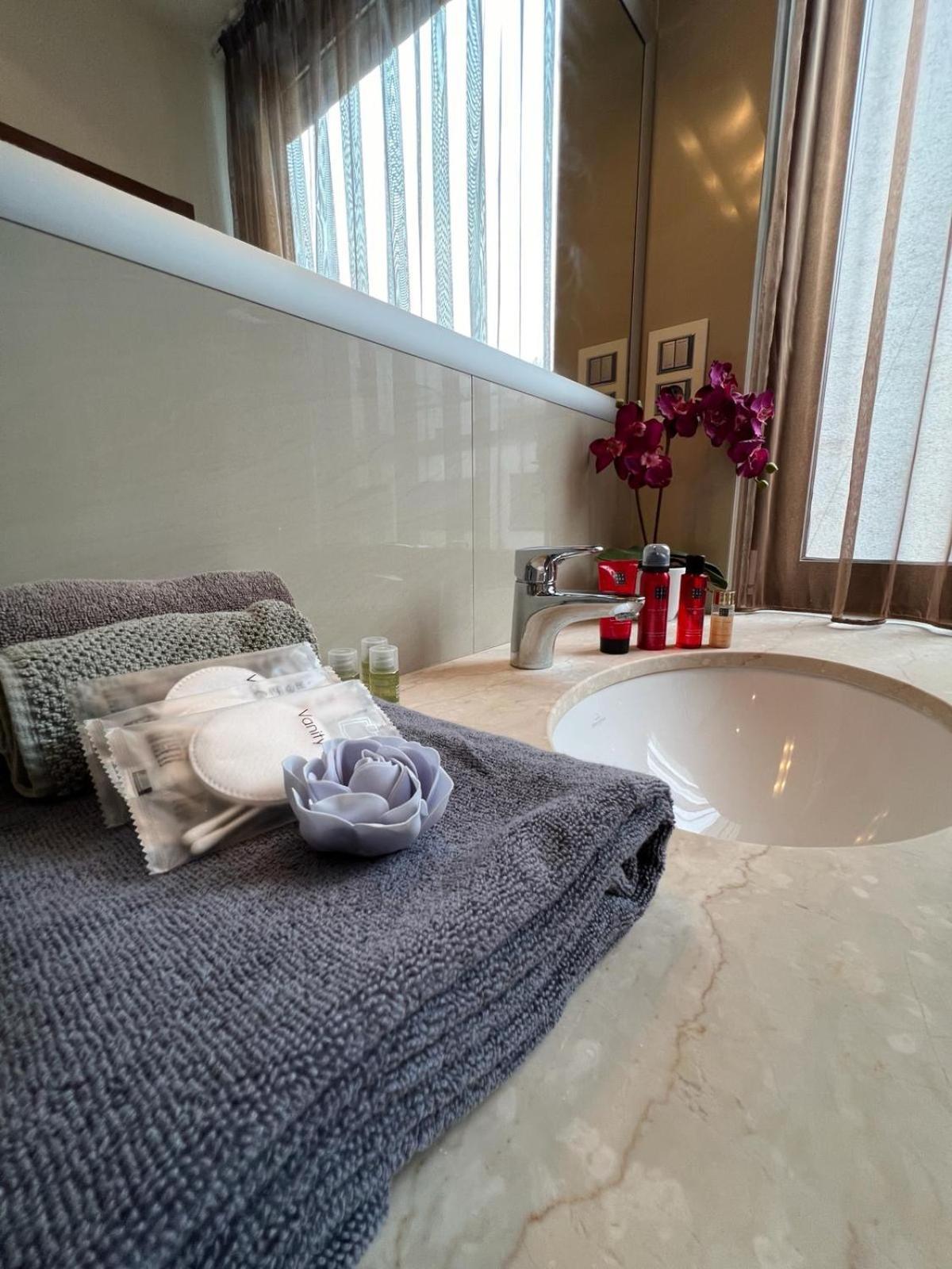 Revon Business Apartment 50 Dunajska 브라티슬라바 외부 사진