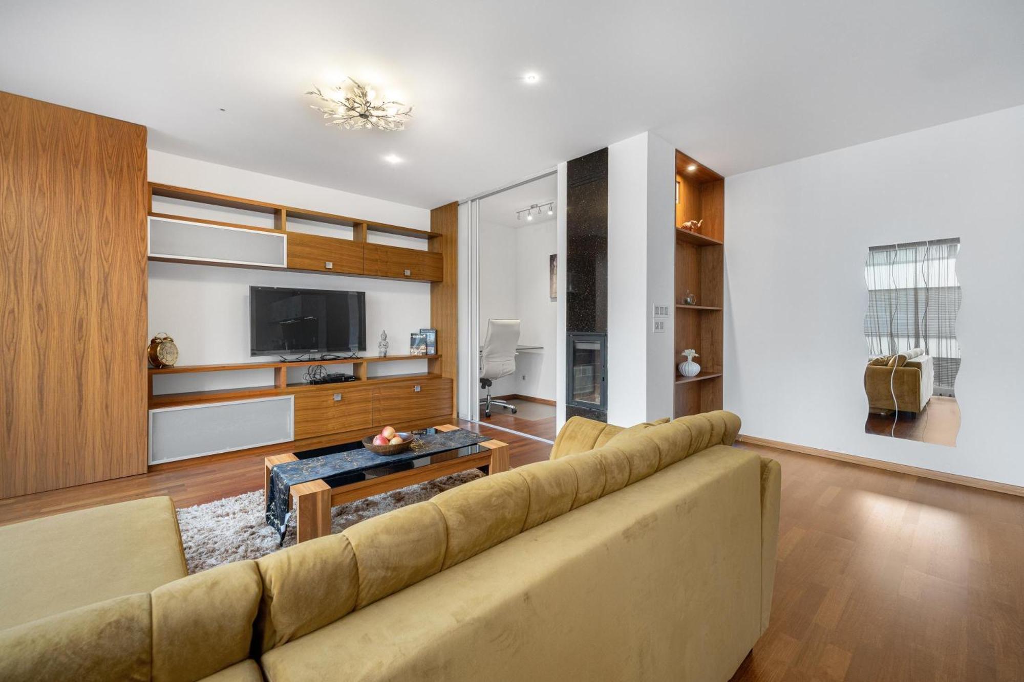 Revon Business Apartment 50 Dunajska 브라티슬라바 외부 사진