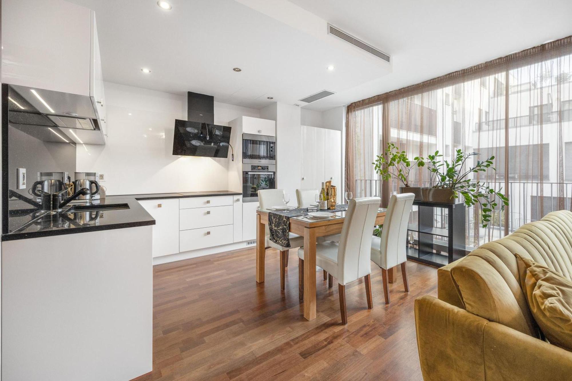 Revon Business Apartment 50 Dunajska 브라티슬라바 외부 사진